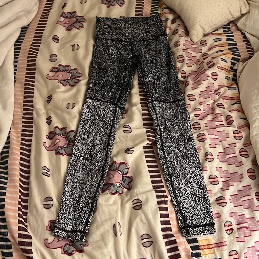 Lululemon Special Edition Wunder Under High Rise luxtreme sz 4 28”